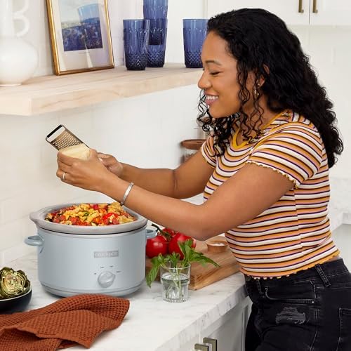 4.5 Quart Manual Slow Cooker – Macaroon Blue - Curated Catalog F0